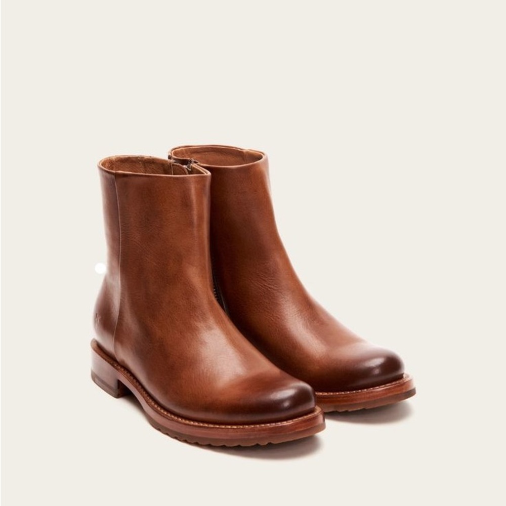 FRYE Veronica Inside Zip Bronze Leather Boots 8